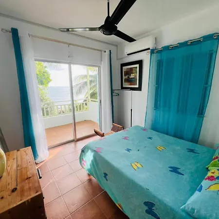 Les Fleurs Du Tamarin Beachfront Residences Exterior photo