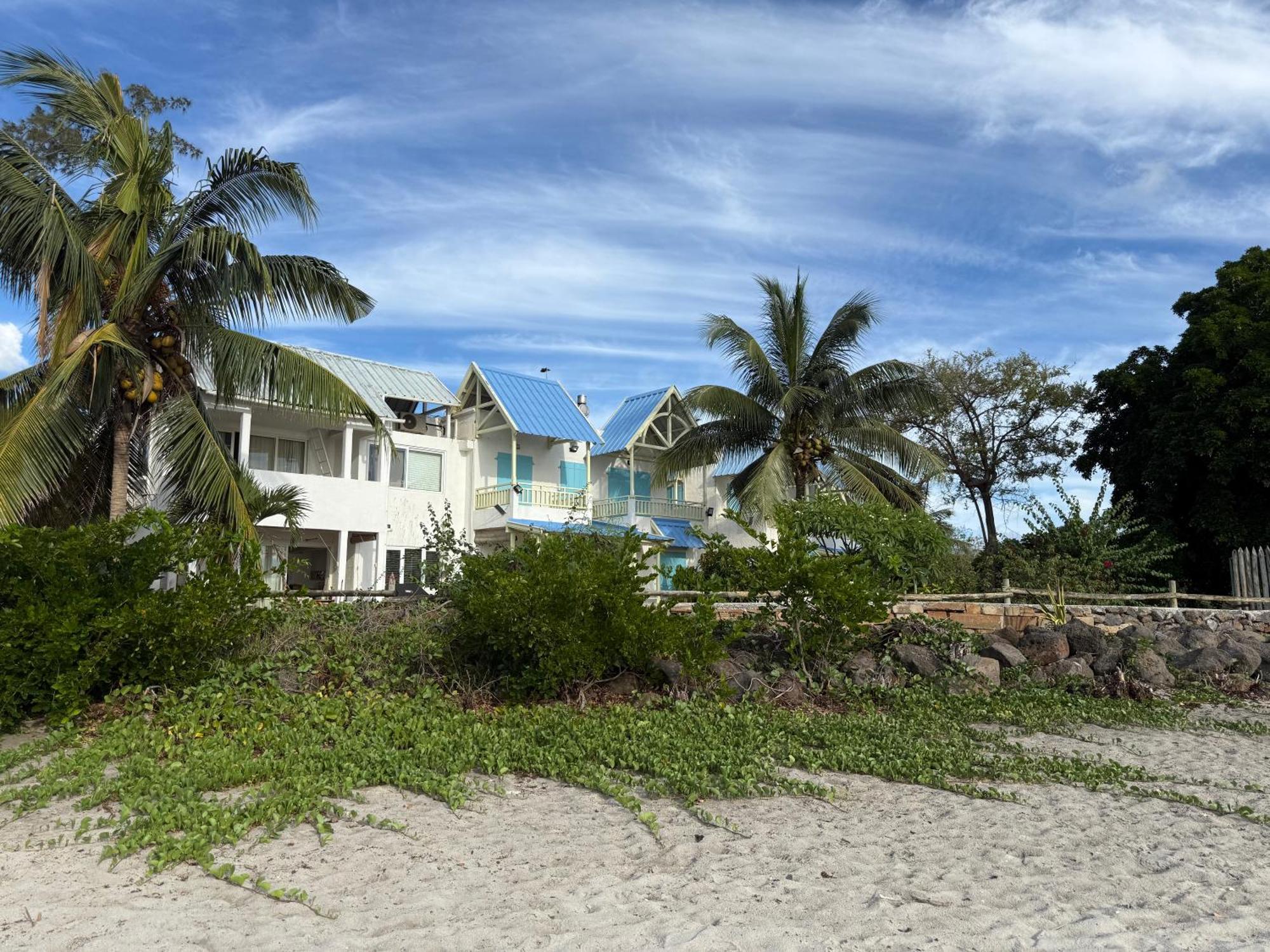 Les Fleurs Du Beachfront Residences Ferienhaus *